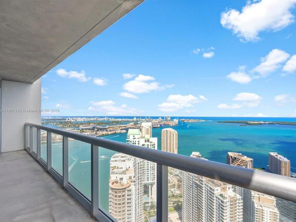 475 Brickell Ave 5507, Miami FL 33131