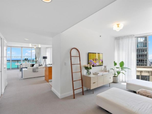 475 Brickell Ave 5507, Miami FL 33131