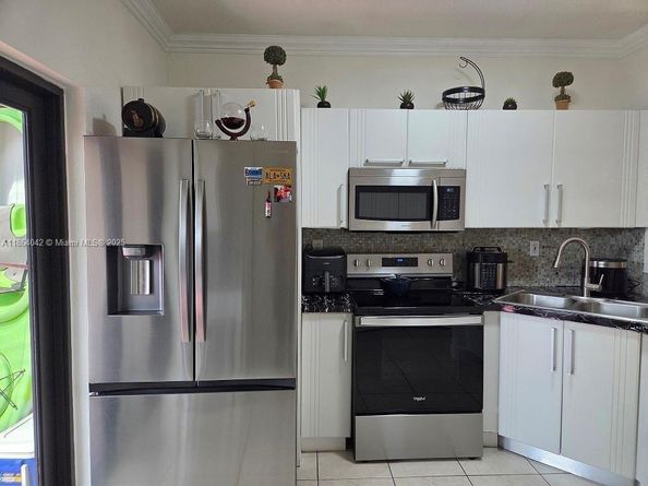 13758 SW 170th Ln, Miami FL 33177
