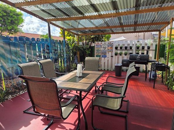 13758 SW 170th Ln, Miami FL 33177