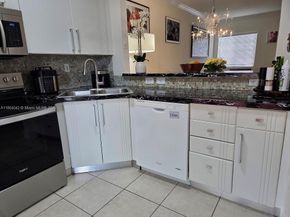 13758 SW 170th Ln, Miami FL 33177