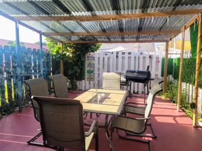 13758 SW 170th Ln, Miami FL 33177