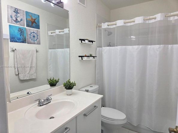 13758 SW 170th Ln, Miami FL 33177