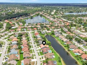 Undisclosed Address #A11864387, Davie FL 33324