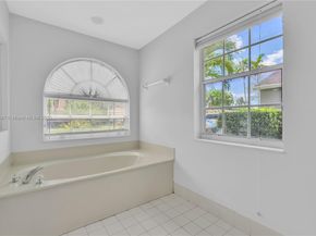 Undisclosed Address #A11864387, Davie FL 33324