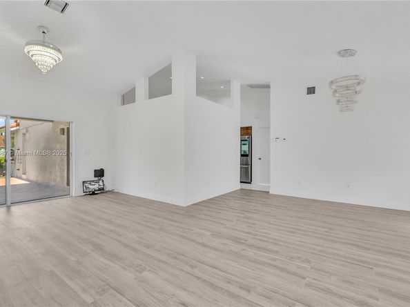 Undisclosed Address #A11864387, Davie FL 33324