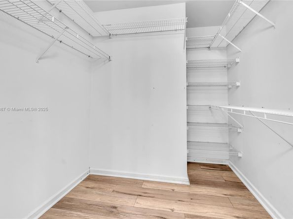 Undisclosed Address #A11864387, Davie FL 33324