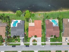 Undisclosed Address #A11864387, Davie FL 33324