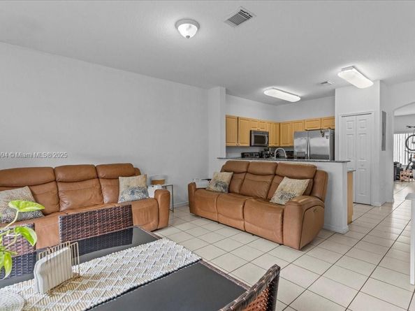 8245 NW 108th Ave 615, Doral FL 33178