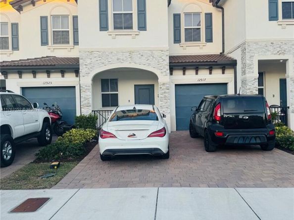 12917 NW 23rd Pl, Miami FL 33167