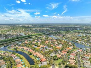 1435 Cardinal Way, Weston FL 33327