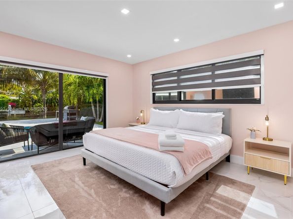 2841 NE 55th St, Fort Lauderdale FL 33308