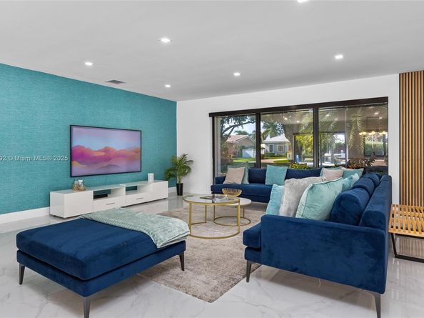 2841 NE 55th St, Fort Lauderdale FL 33308