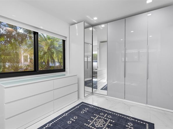 2841 NE 55th St, Fort Lauderdale FL 33308