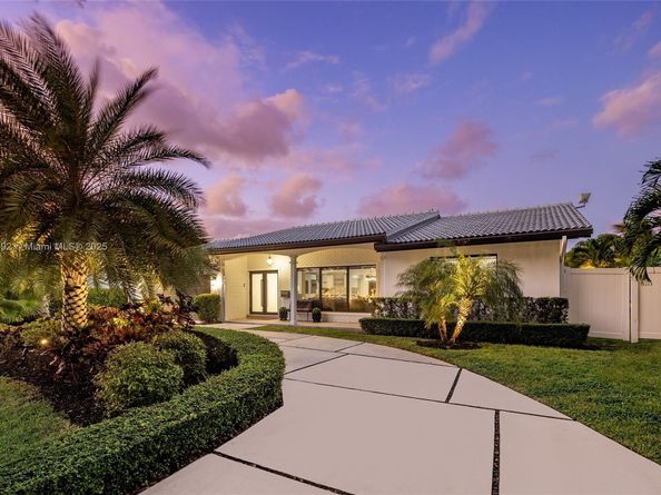 2841 NE 55th St, Fort Lauderdale FL 33308
