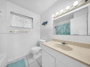 1530 NE 191st St 306, Miami FL 33179