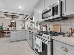 1114 SW 102nd Pl, Miami FL 33174