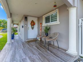 1114 SW 102nd Pl, Miami FL 33174