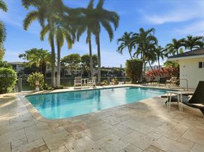 2662 NE 3rd St, Pompano Beach FL 33062