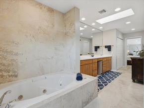 2662 NE 3rd St, Pompano Beach FL 33062