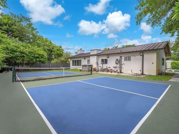 10245 SW 125th Ave, Miami FL 33186
