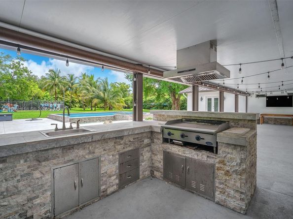 10245 SW 125th Ave, Miami FL 33186