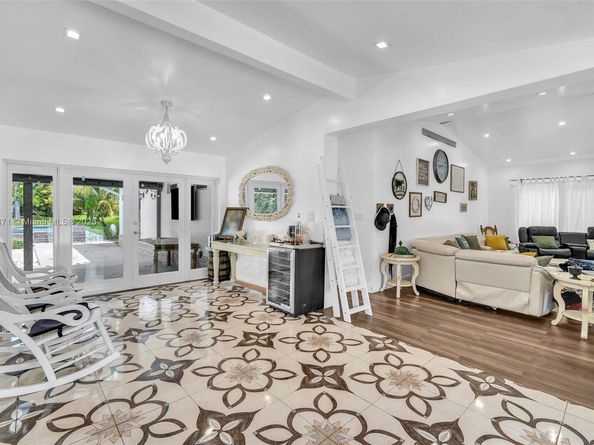 10245 SW 125th Ave, Miami FL 33186