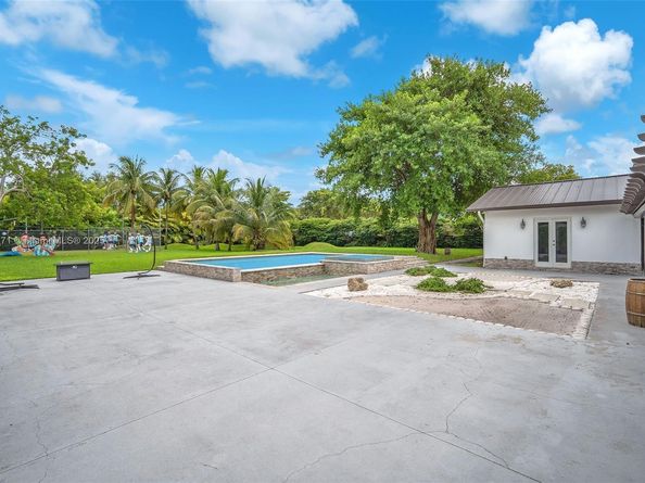 10245 SW 125th Ave, Miami FL 33186