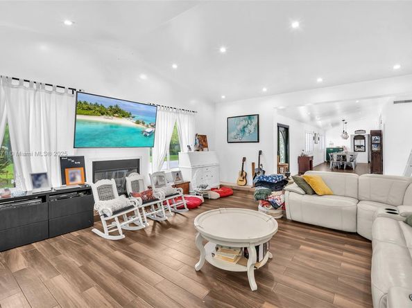 10245 SW 125th Ave, Miami FL 33186