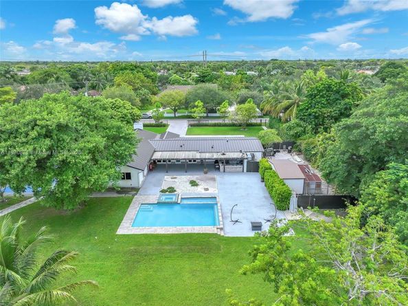 10245 SW 125th Ave, Miami FL 33186