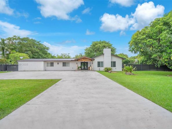 10245 SW 125th Ave, Miami FL 33186