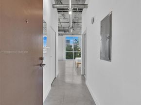 2001 Biscayne Blvd 3413, Miami FL 33137