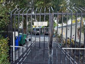 1111 NW 26th St, Miami FL 33127