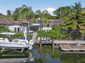 2910 NE 52nd St, Fort Lauderdale FL 33308