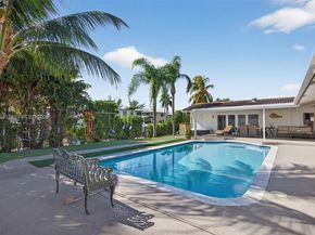 2910 NE 52nd St, Fort Lauderdale FL 33308