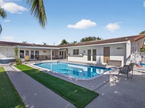 2910 NE 52nd St, Fort Lauderdale FL 33308