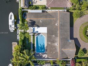 2910 NE 52nd St, Fort Lauderdale FL 33308