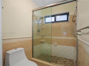 347 Fairway Cir 62, Weston FL 33326