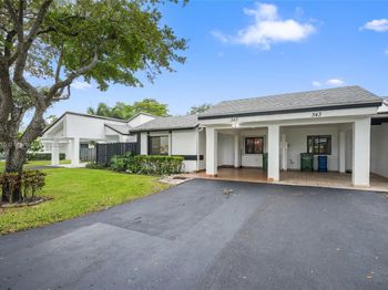 347 Fairway Cir