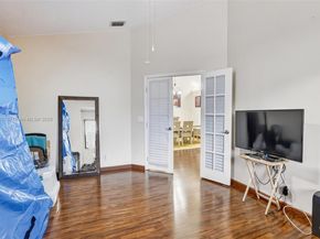 1002 NW 105th Ave D121, Plantation FL 33322