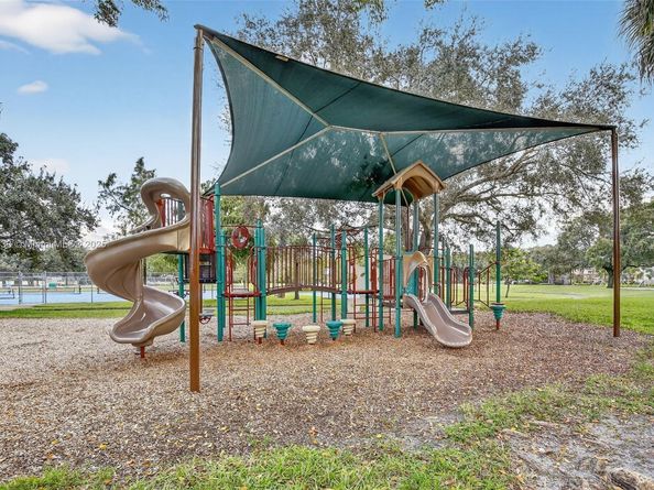 1002 NW 105th Ave D121, Plantation FL 33322