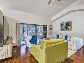 1002 NW 105th Ave D121, Plantation FL 33322