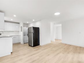 2385 SW 17th St, Miami FL 33145