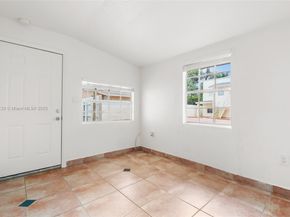 2385 SW 17th St, Miami FL 33145