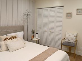 1430 Cottonwood Cir 1430, Weston FL 33326