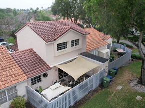 1430 Cottonwood Cir 1430, Weston FL 33326