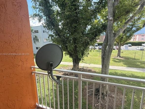 11309 SW 200th St C213, Miami FL 33157