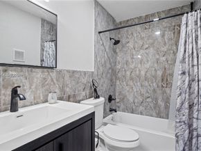 19458 NW 28th Pl 19458, Miami Gardens FL 33056