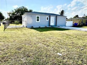 5803 Arthur St, Hollywood FL 33021