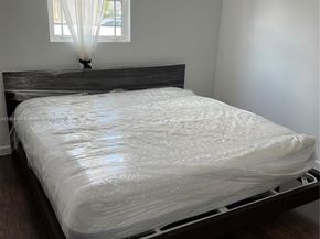 5803 Arthur St, Hollywood FL 33021